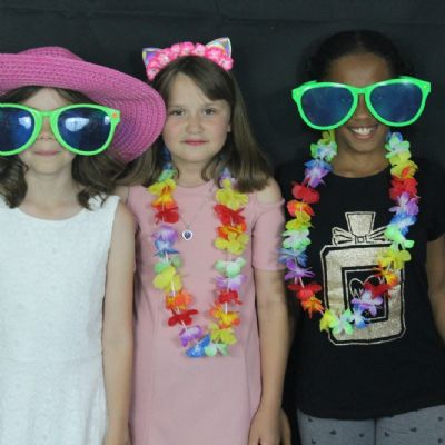 Year 6 Disco (17)